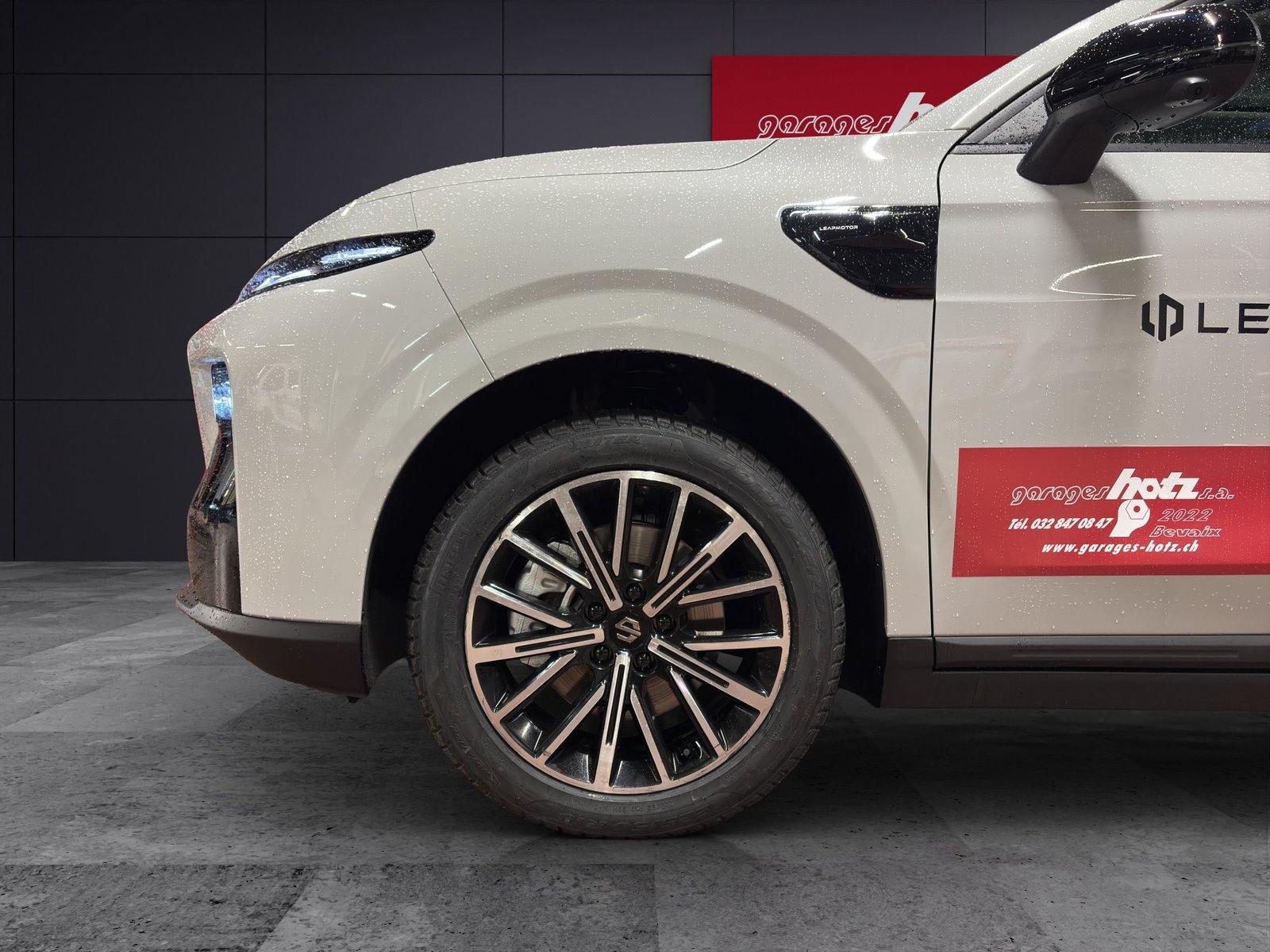 LEAPMOTOR B10 67kWh Design, Électrique, Voiture de démonstration, Automatique - 4