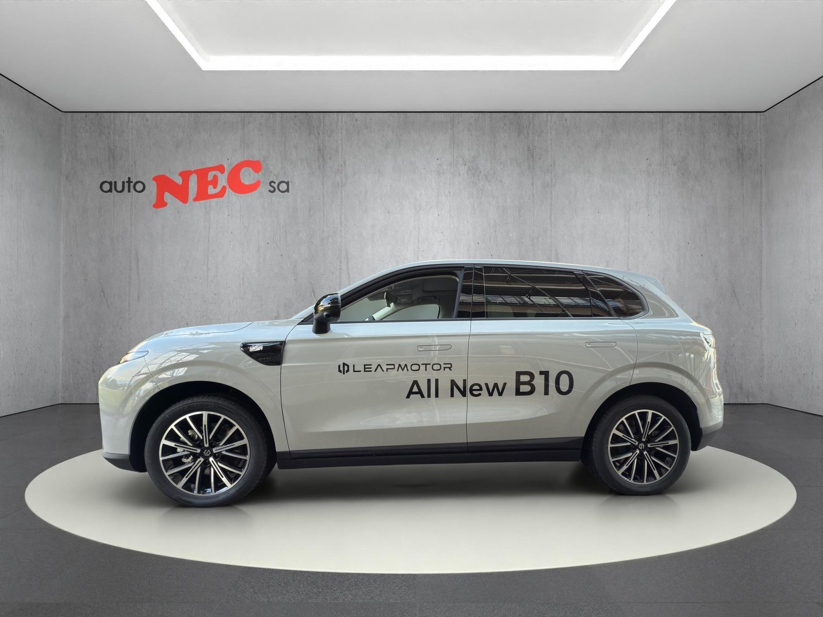 LEAPMOTOR B10 EV, Electric, New car, Automatic - 4