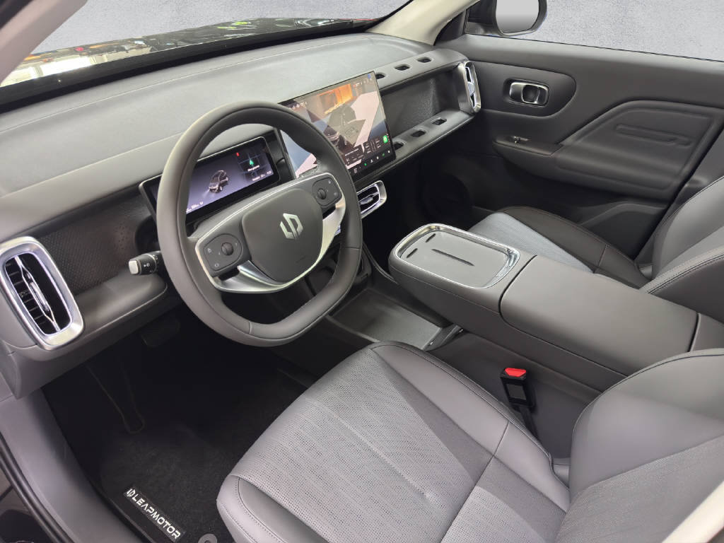 LEAPMOTOR B10 1.5 Hybrid EV, Hybride Integrale Benzina/Elettrica, Auto nuove, Automatico - 4