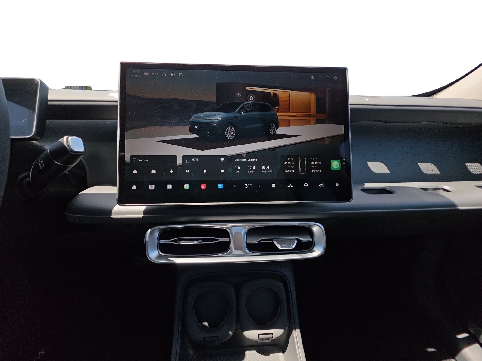LEAPMOTOR B10 Design, Electric, New car, Automatic - 5
