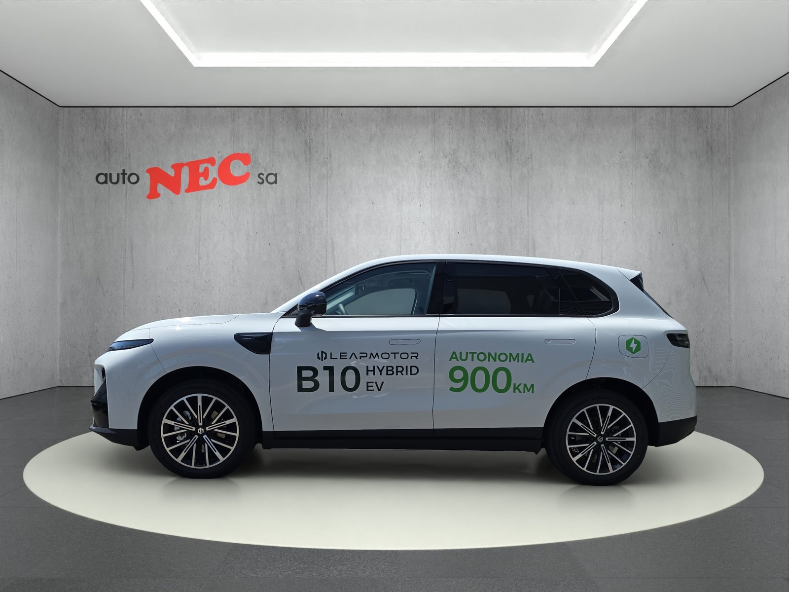 LEAPMOTOR B10 1.5 Hybrid EV, Plug-in-Hybrid Petrol/Electric, New car, Automatic - 4