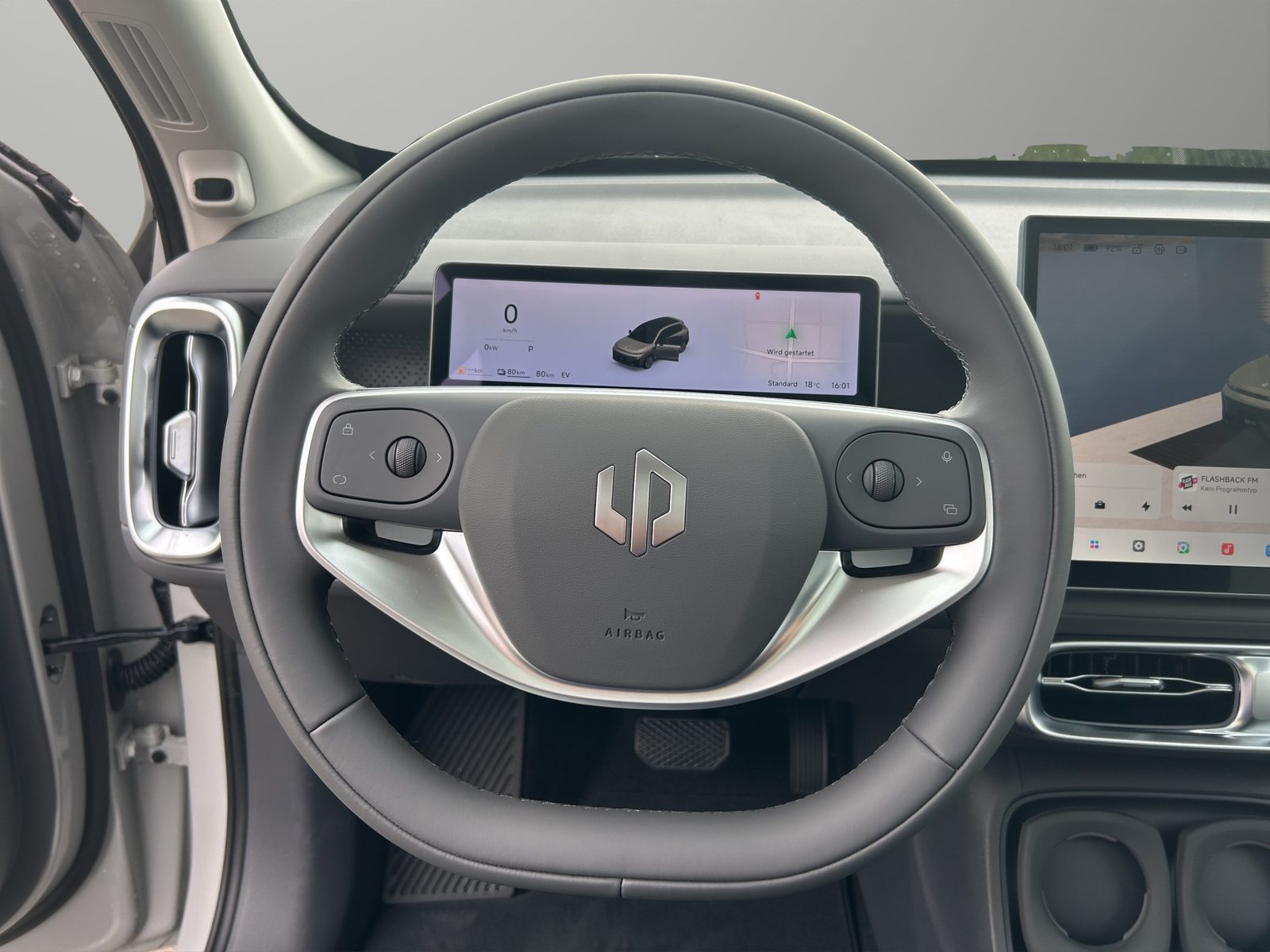 LEAPMOTOR B10 1.5 Hybrid EV, Plug-in-Hybrid Benzin/Elektro, Neuwagen, Automatik - 5