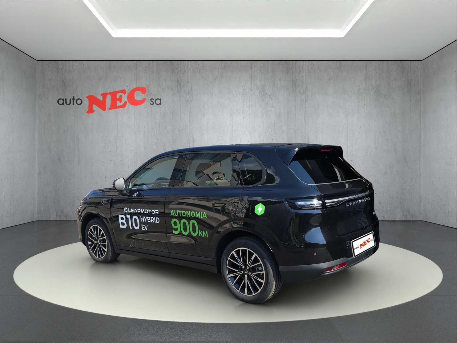 LEAPMOTOR B10 1.5 Hybrid EV, Plug-in-Hybrid Petrol/Electric, New car, Automatic - 5