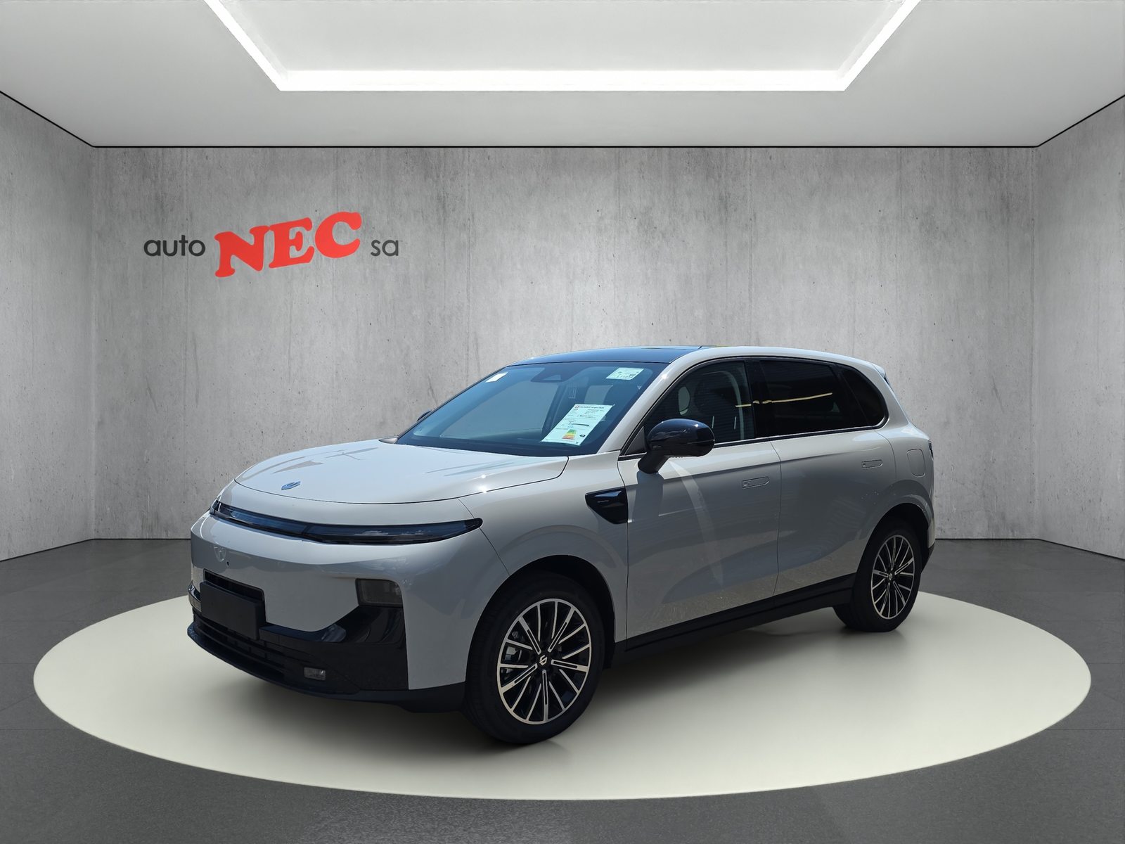 LEAPMOTOR B10 1.5 Hybrid EV, Plug-in-Hybrid Petrol/Electric, New car, Automatic - 3
