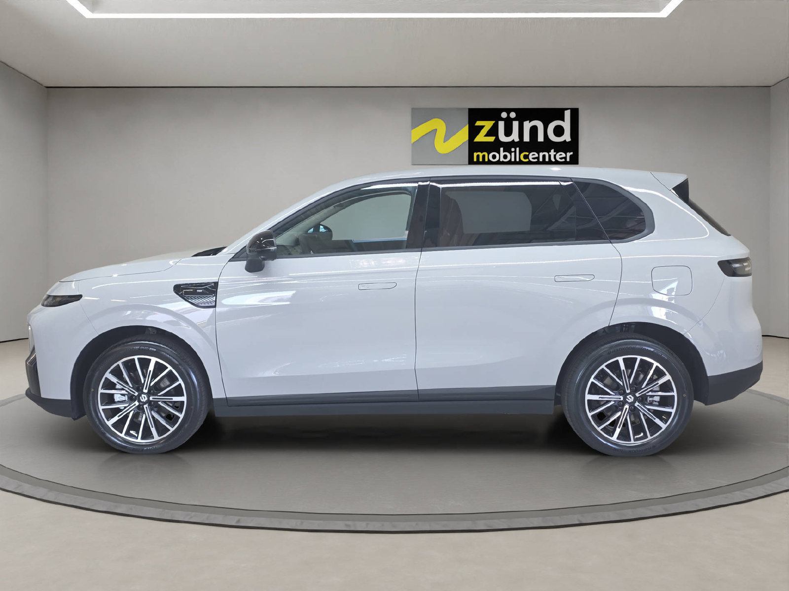 LEAPMOTOR B10 1.5 Hybrid EV, Voll-Hybrid Benzin/Elektro, Neuwagen, Automatik - 2