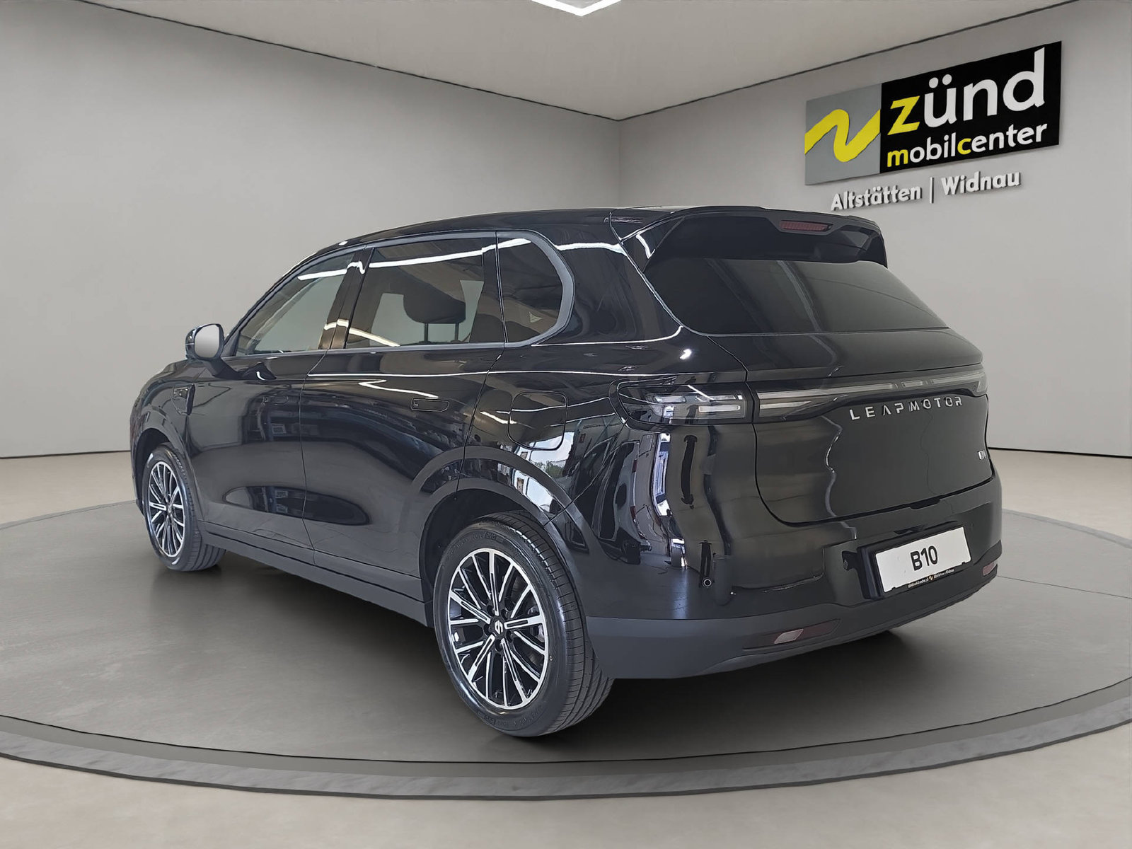 LEAPMOTOR B10 1.5 Hybrid EV, Plug-in-Hybrid Benzin/Elektro, Neuwagen, Automatik - 2