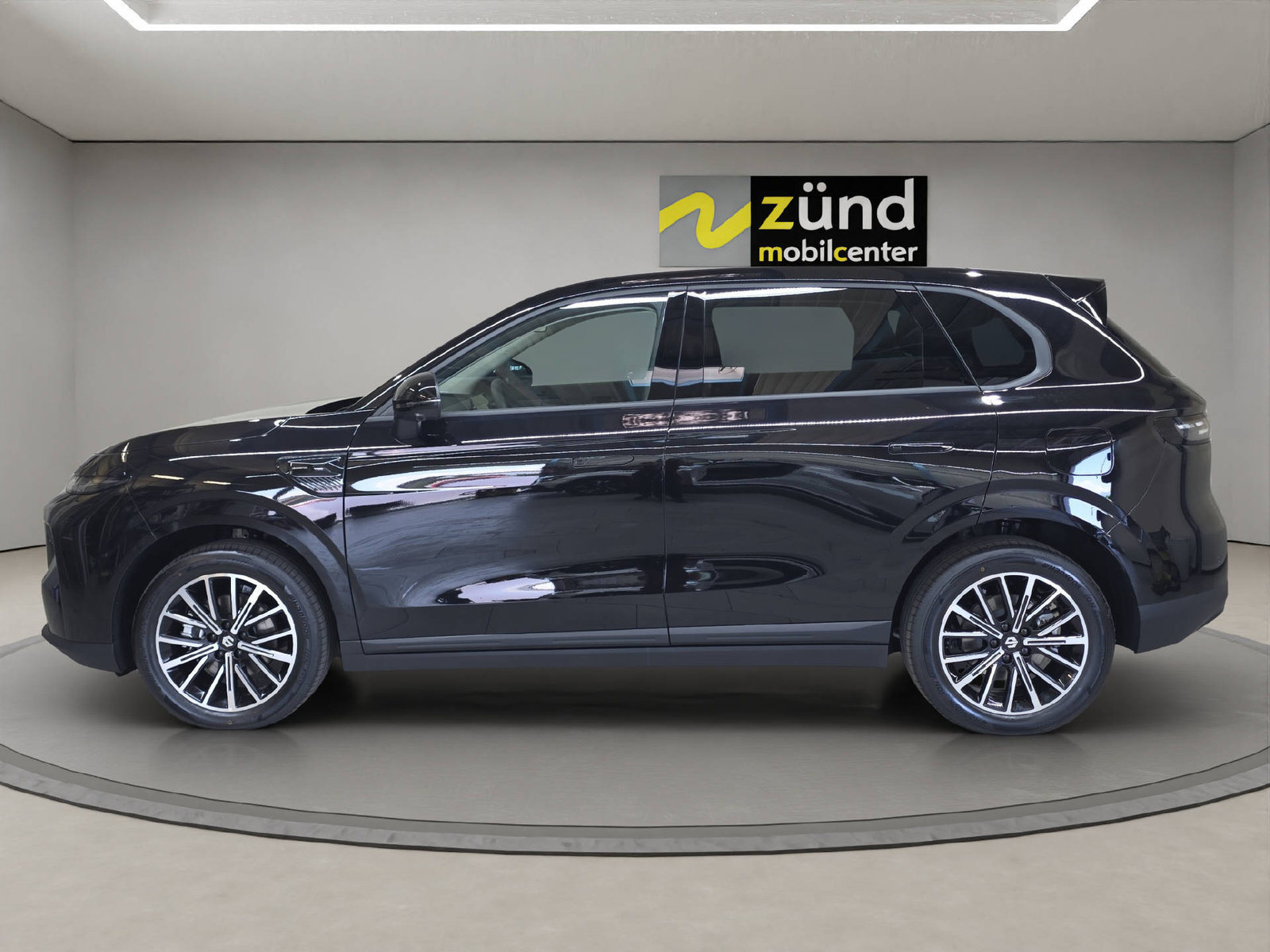 LEAPMOTOR B10 1.5 Hybrid EV, Voll-Hybrid Benzin/Elektro, Neuwagen, Automatik - 2