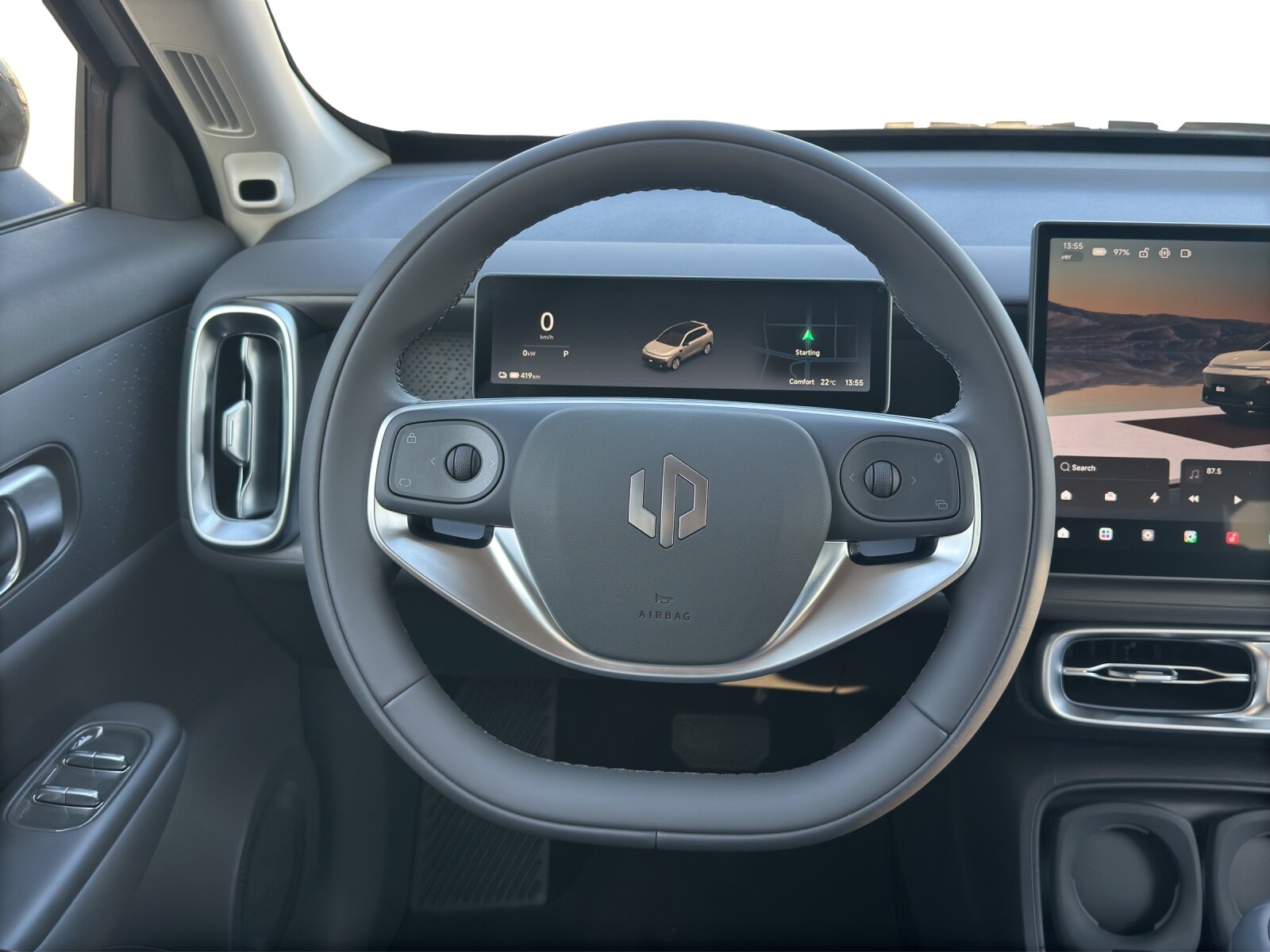 LEAPMOTOR B10 Design, Electric, New car, Automatic - 6