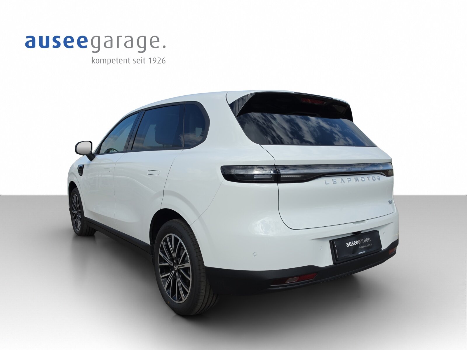 LEAPMOTOR B10 EV, Elektro, Neuwagen, Automatik - 3