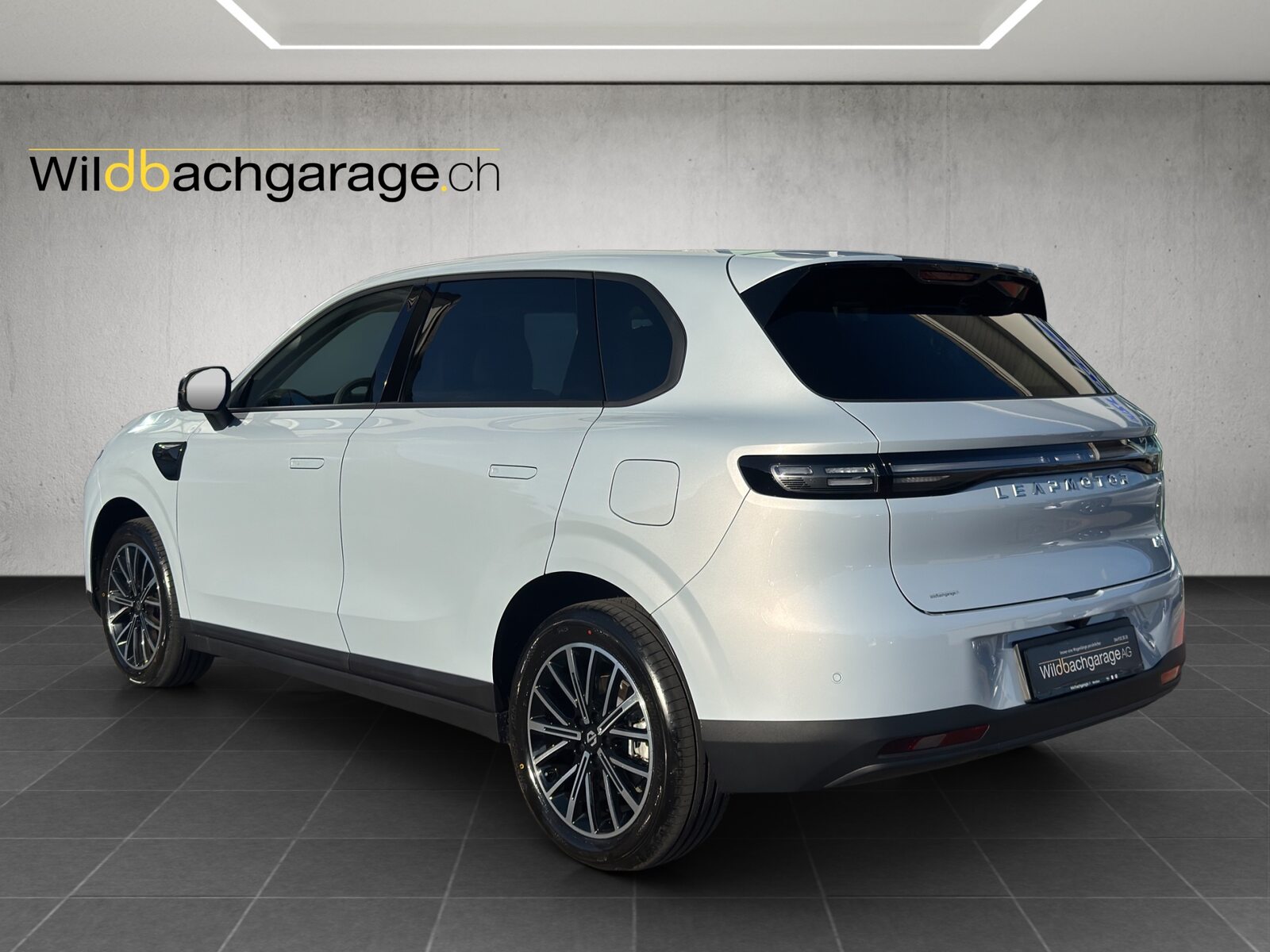 LEAPMOTOR B10 1.5 Hybrid EV, Hybride Rechargeable Essence/Électricité, Voiture nouvelle, Automatique - 3