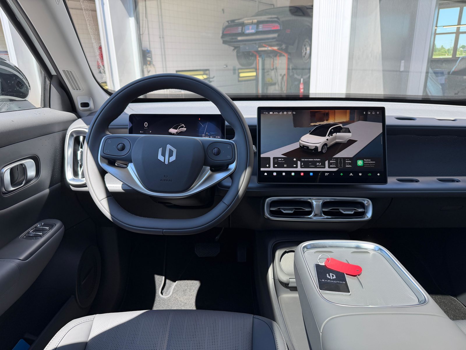 LEAPMOTOR B10 1.5 Hybrid EV, Hybride Integrale Benzina/Elettrica, Auto dimostrativa, Automatico - 3