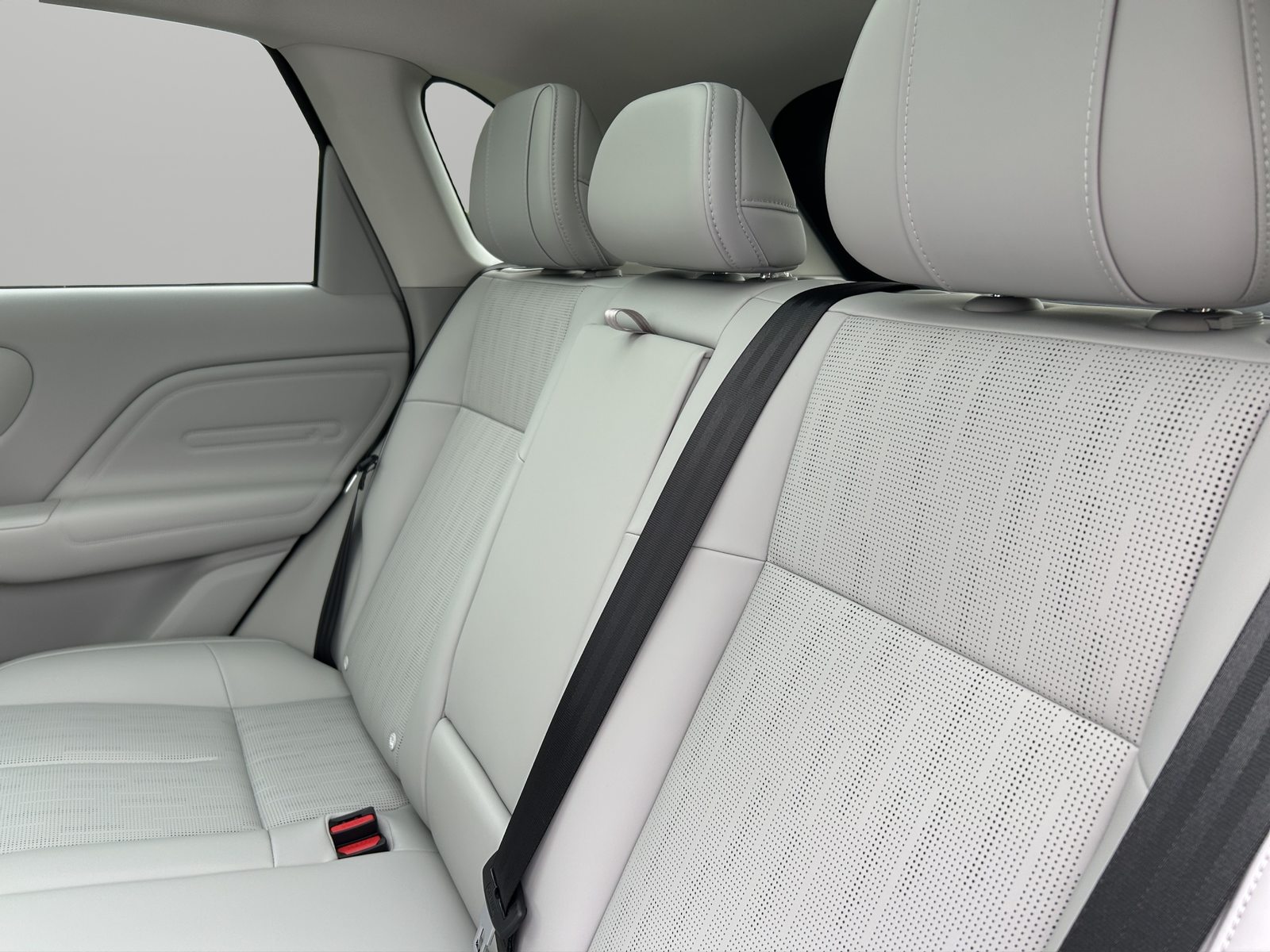 LEAPMOTOR B10 1.5 Hybrid EV, Voll-Hybrid Benzin/Elektro, Vorführwagen, Automatik - 6