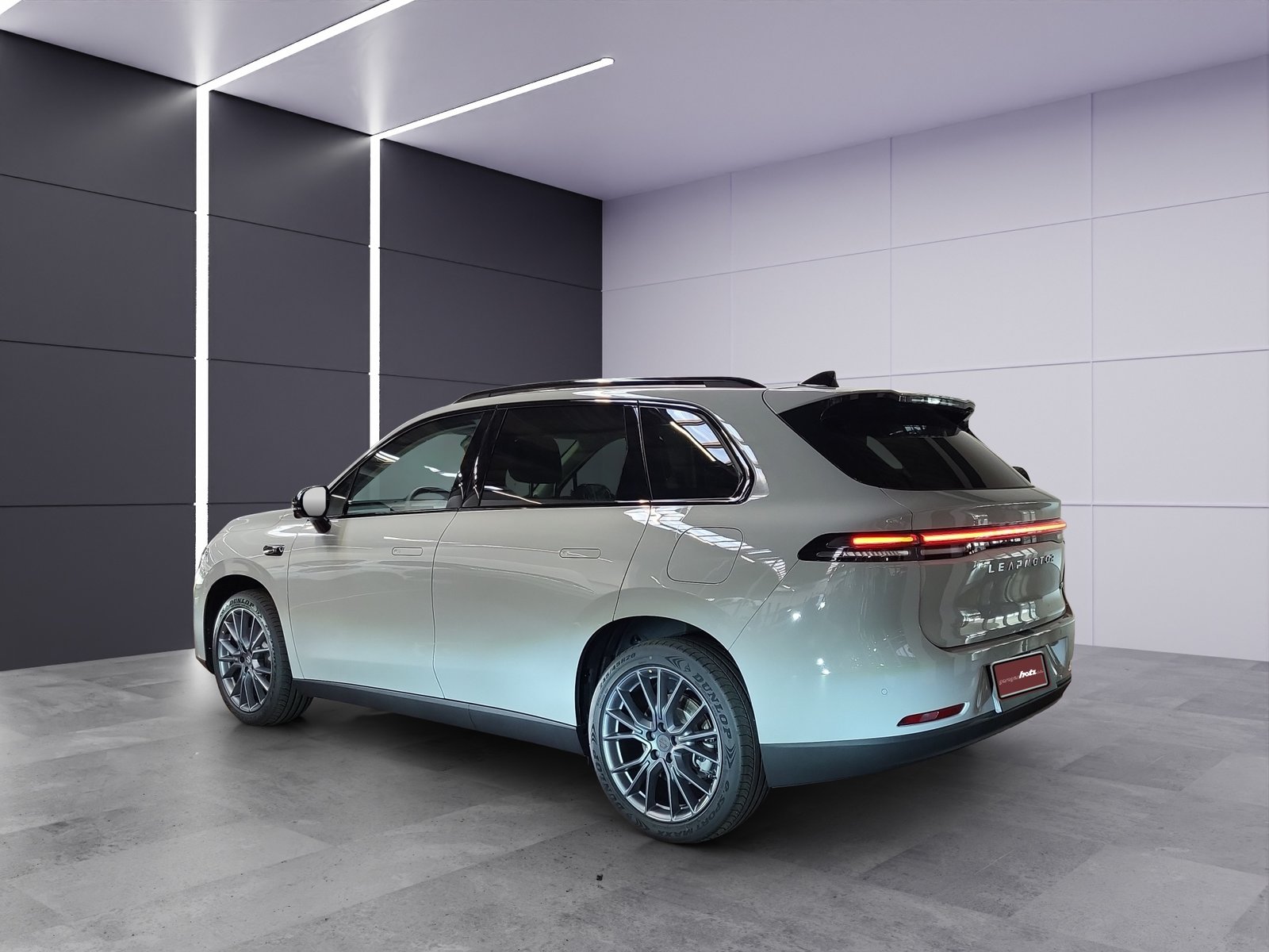 LEAPMOTOR C10 70kWh Design REEV, Elettrica, Auto nuove, Automatico - 3