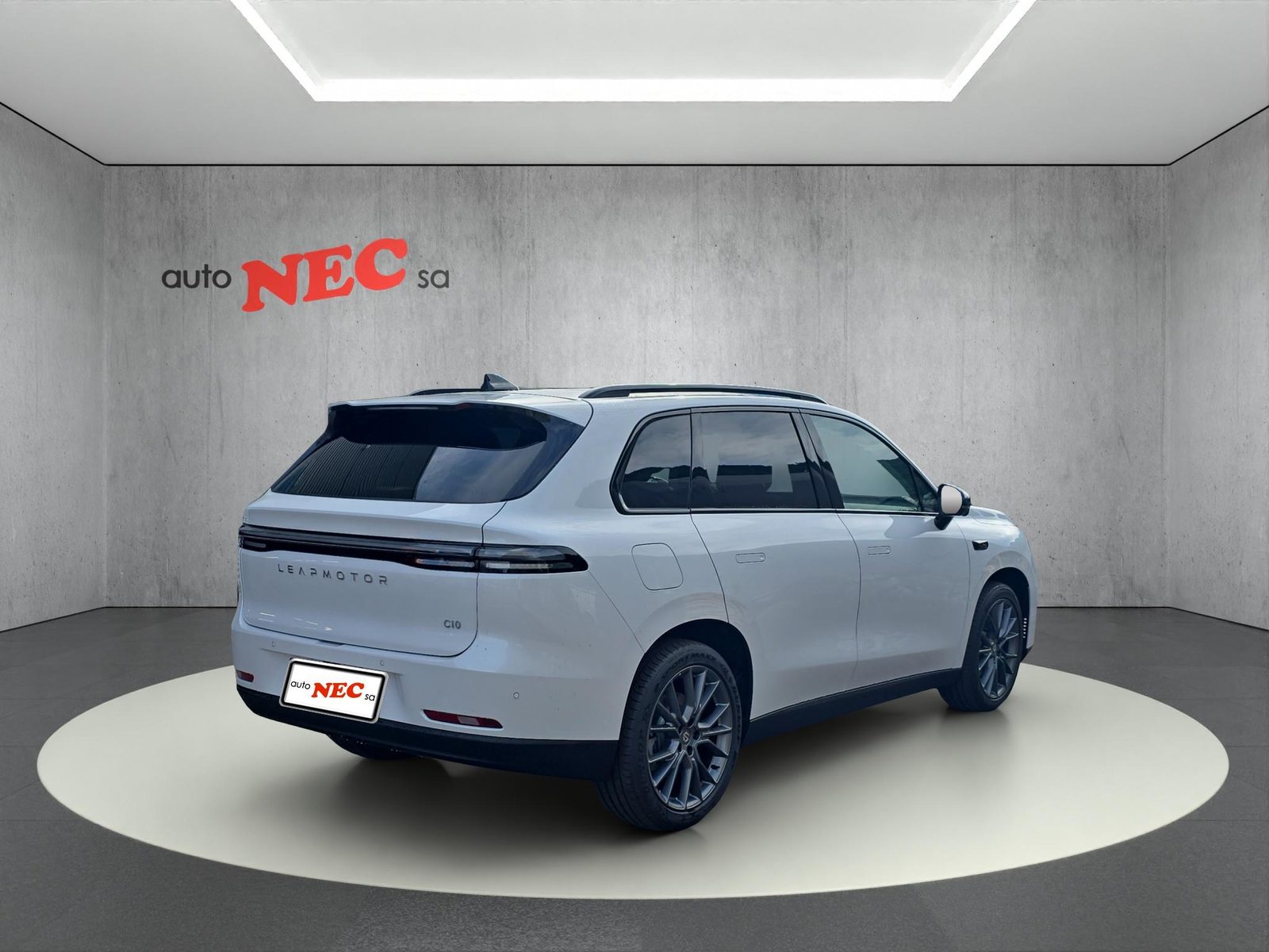 LEAPMOTOR C10 1.5 Hybrid EV, Full-Hybrid Petrol/Electric, New car, Automatic - 6