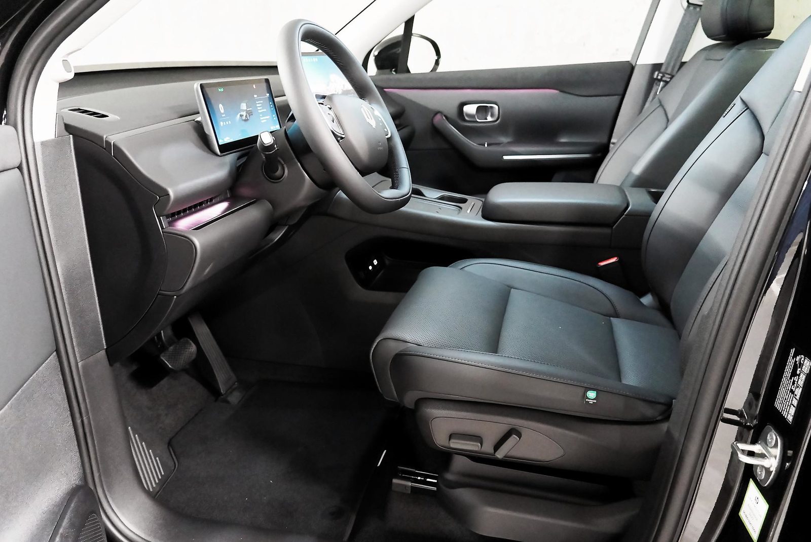 LEAPMOTOR C10 Design AWD, Elektro, Neuwagen, Automatik - 3