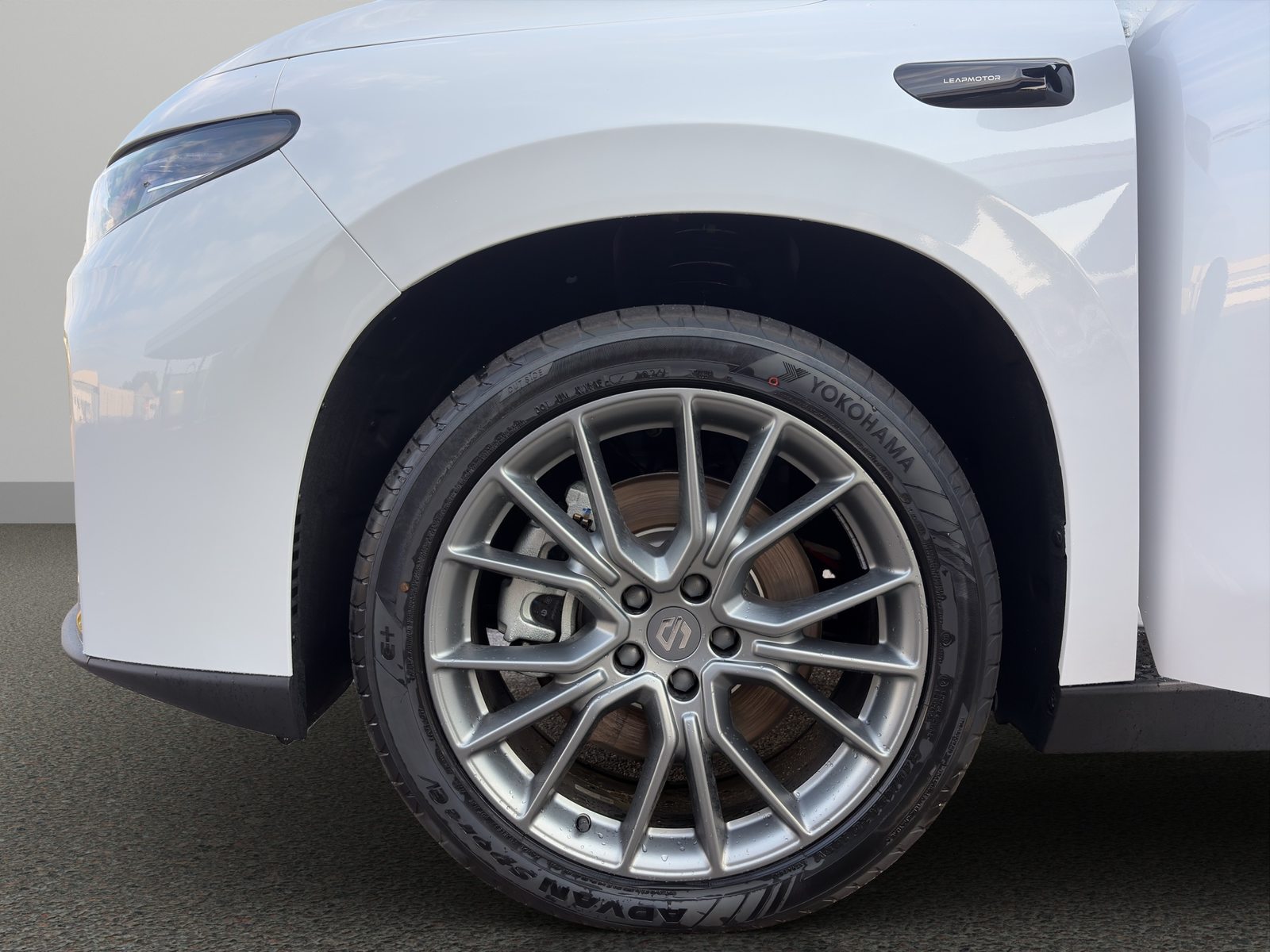 LEAPMOTOR C10 EV AWD, Elektro, Neuwagen, Automatik - 7