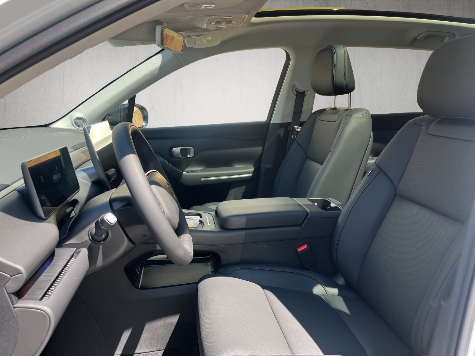 LEAPMOTOR C10 Design Pro MAX AWD, Electric, New car, Automatic - 6