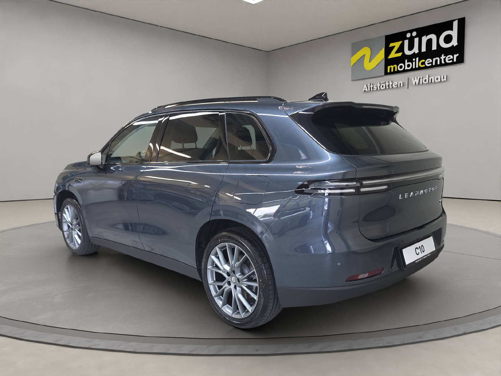 LEAPMOTOR C10 EV AWD 598 PS, Elektro, Neuwagen, Automatik - 3