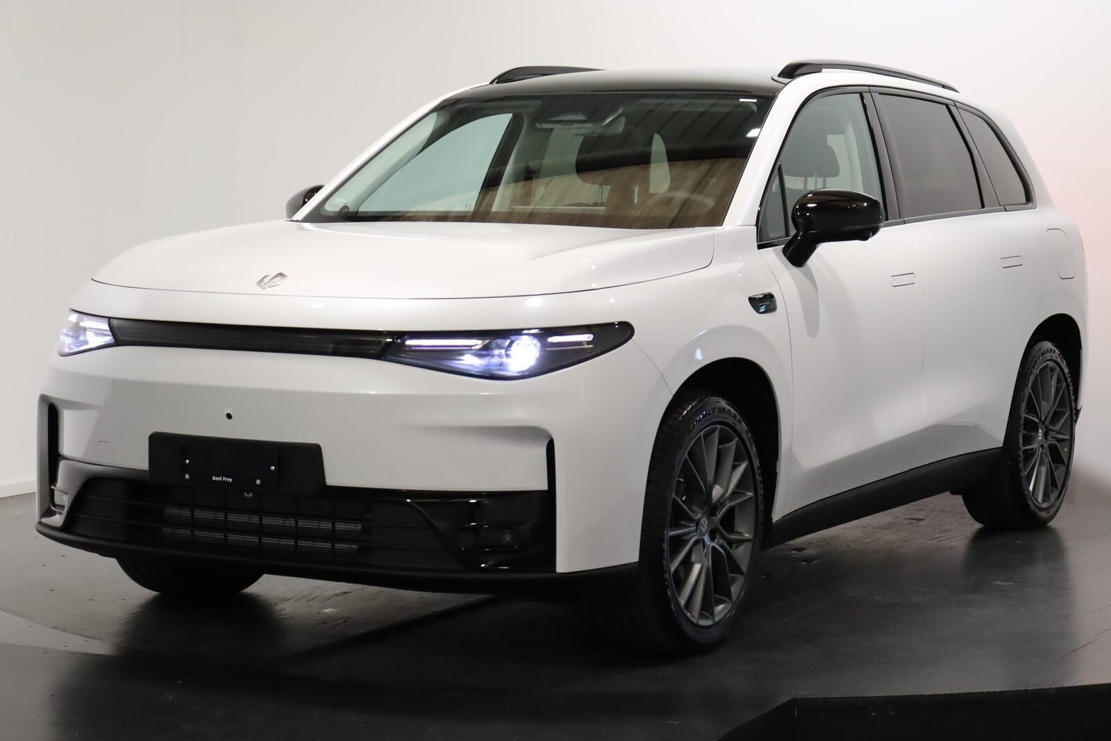 LEAPMOTOR C10 1.5 REEV Design