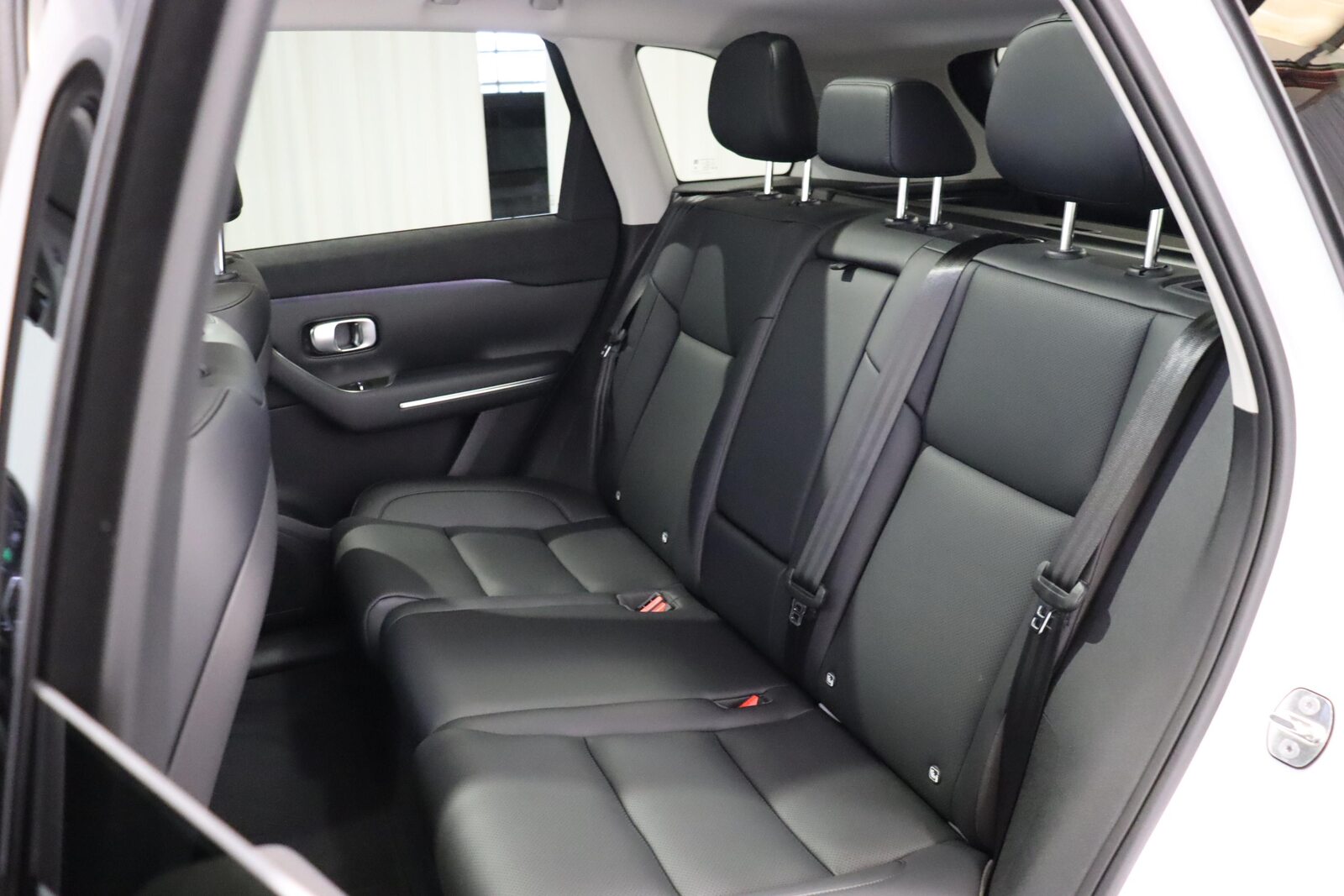 LEAPMOTOR C10 1.5 REEV Design, Full-Hybrid Petrol/Electric, New car, Automatic - 5