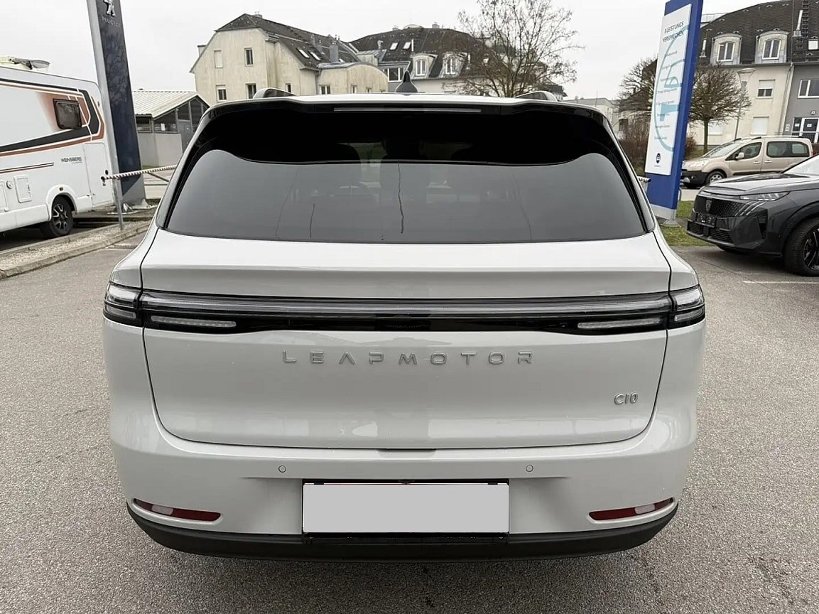 LEAPMOTOR C10 Design Pro Max AWD, Elektro, Neuwagen, Automatik - 6