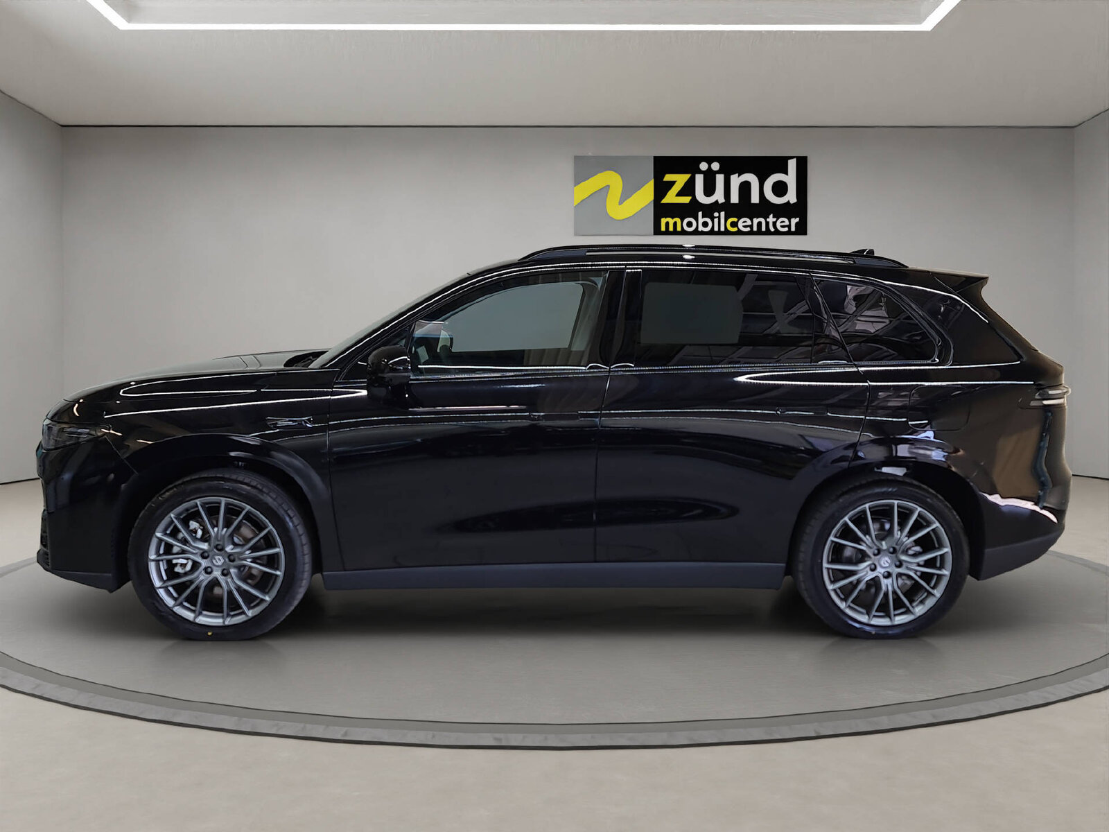 LEAPMOTOR C10 EV AWD 598 PS, Elektro, Neuwagen, Automatik - 2