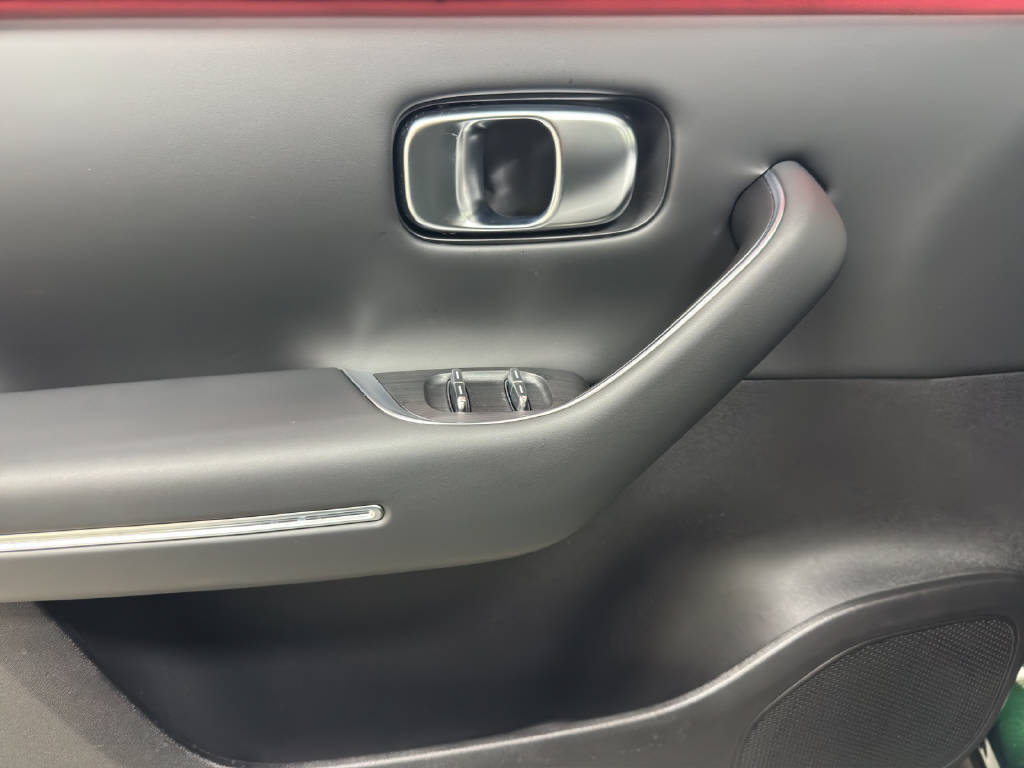 LEAPMOTOR C10 1.5 Hybrid EV, Full-Hybrid Petrol/Electric, Second hand / Used, Automatic - 3