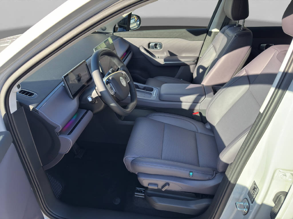LEAPMOTOR C10 Design, Électrique, Occasion / Utilisé, Automatique - 5
