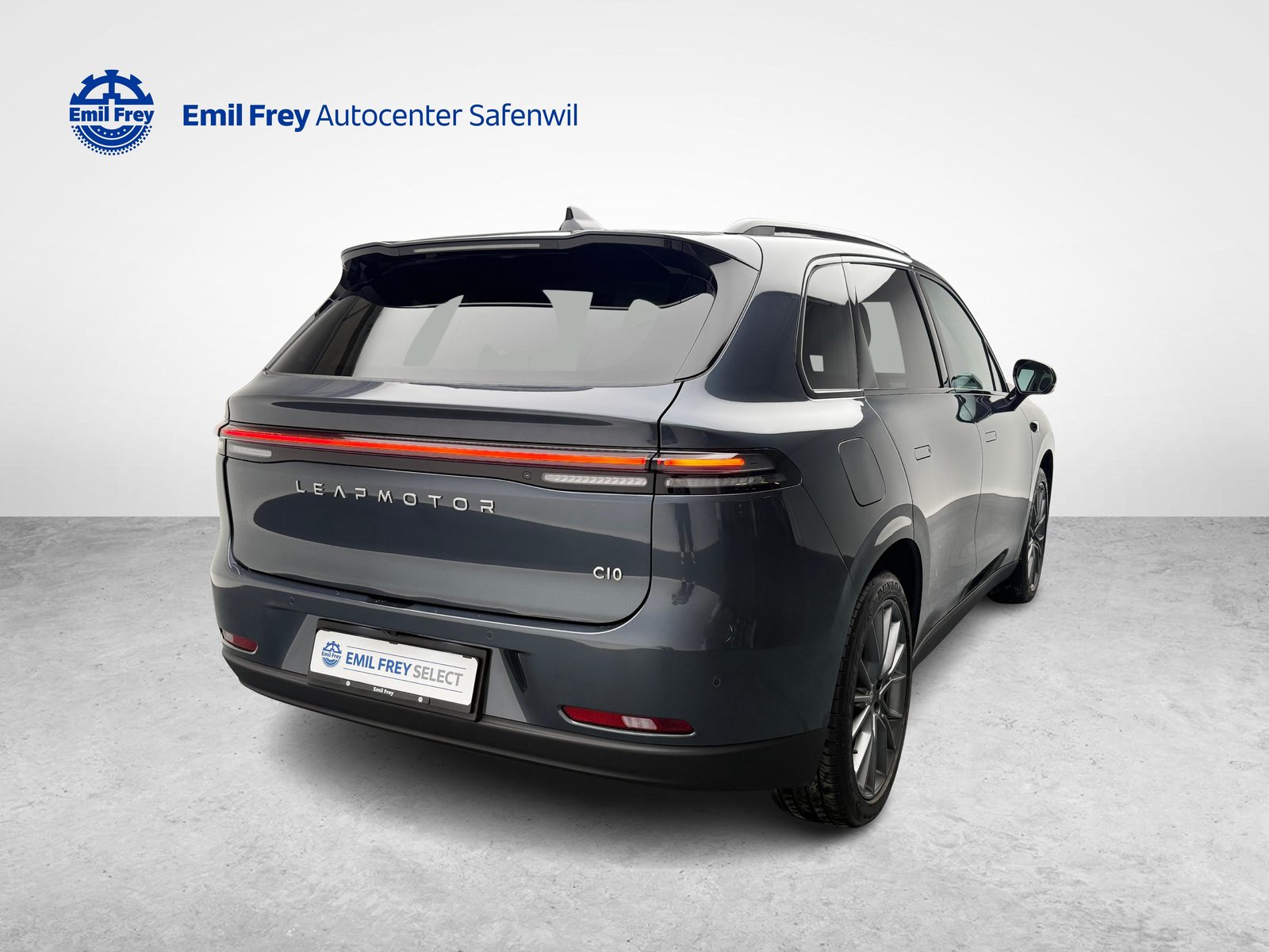 LEAPMOTOR C10 1.5 REEV Design, Hybride Intégral Essence/Électricité, Occasion / Utilisé, Automatique - 7