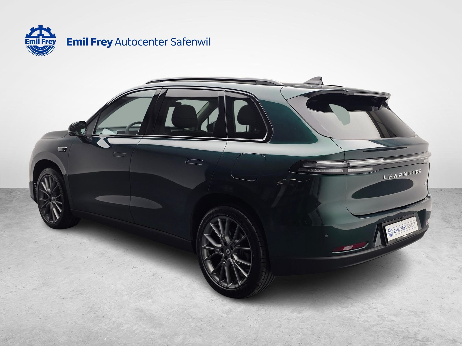 LEAPMOTOR C10 1.5 REEV Design, Voll-Hybrid Benzin/Elektro, Occasion / Gebraucht, Automatik - 3