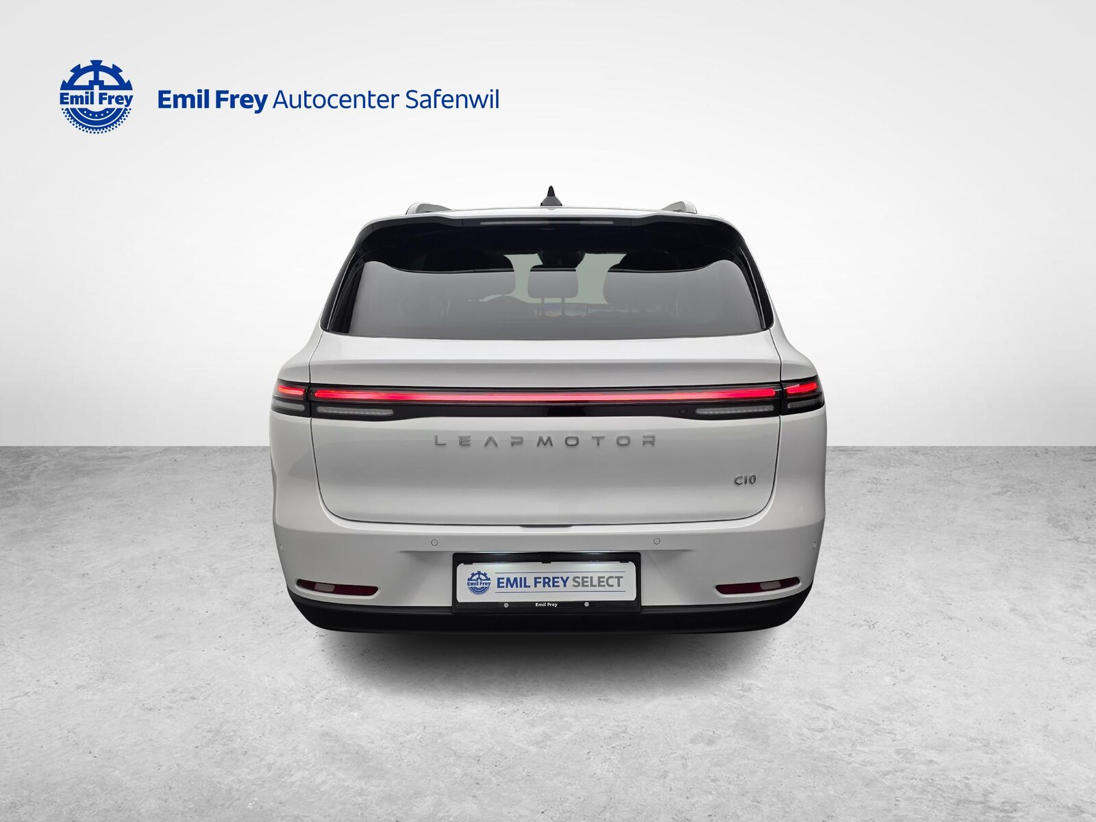 LEAPMOTOR C10 1.5 REEV Design, Plug-in-Hybrid Benzin/Elektro, Occasion / Gebraucht, Automatik - 4