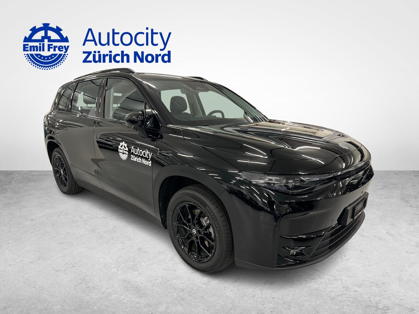 LEAPMOTOR C10 1.5 REEV Style, Plug-in-Hybrid Petrol/Electric, Second hand / Used, Automatic - 4