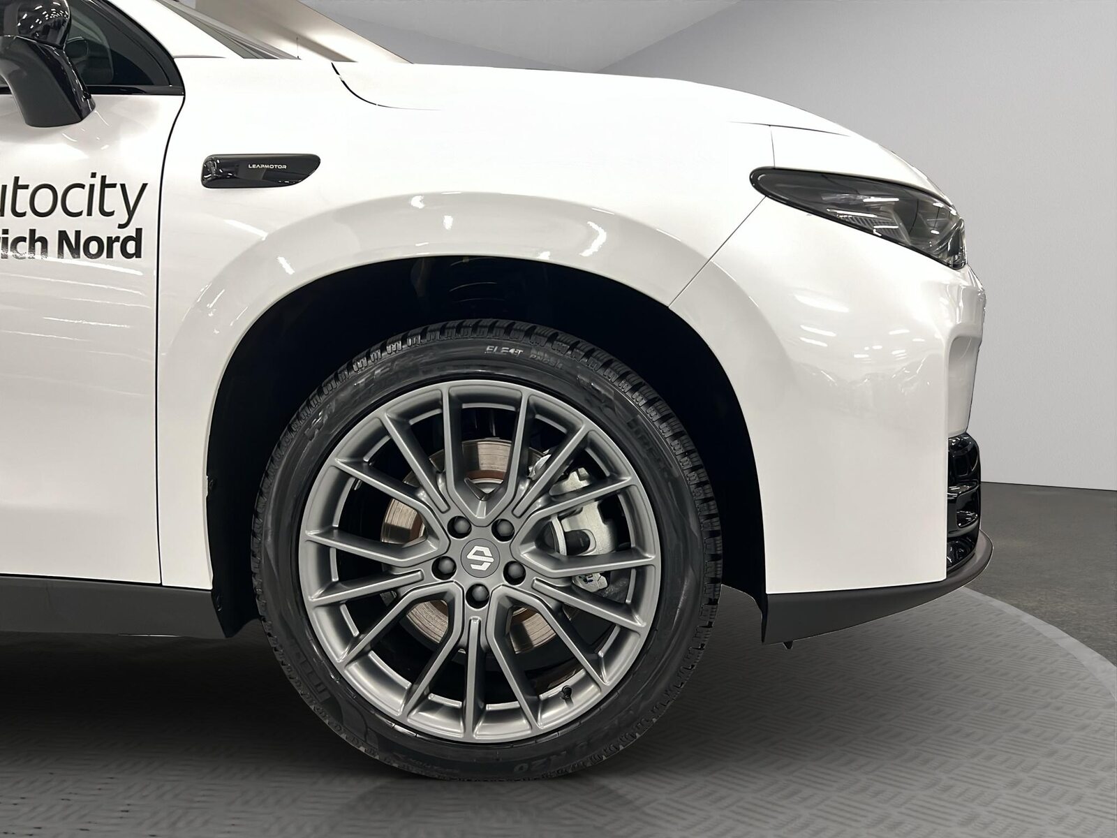 LEAPMOTOR C10 1.5 REEV Design, Full-Hybrid Petrol/Electric, Second hand / Used, Automatic - 7