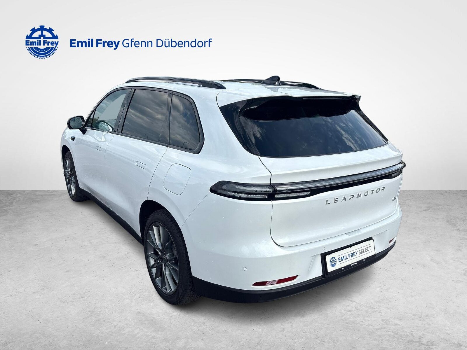 LEAPMOTOR C10 1.5 REEV Design, Full-Hybrid Petrol/Electric, Second hand / Used, Automatic - 4