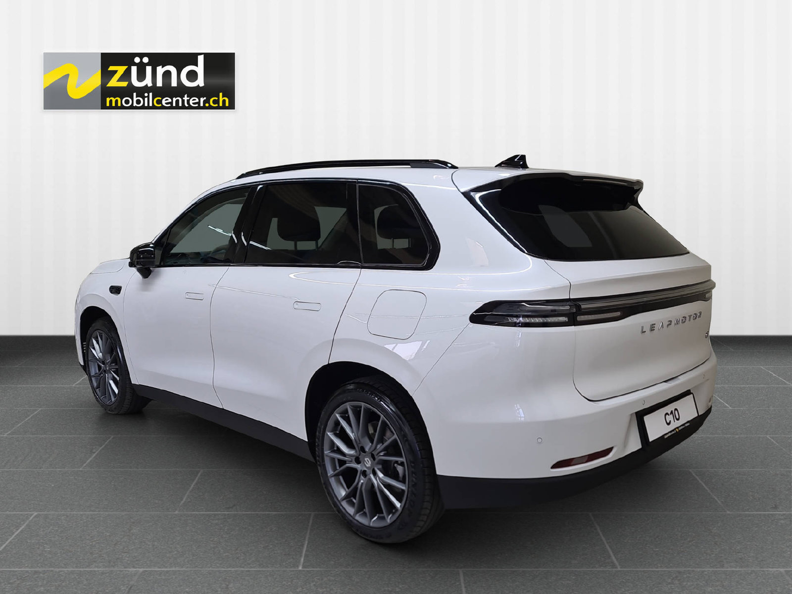 LEAPMOTOR C10 EV AWD 598 PS, Électrique, Voiture de démonstration, Automatique - 3