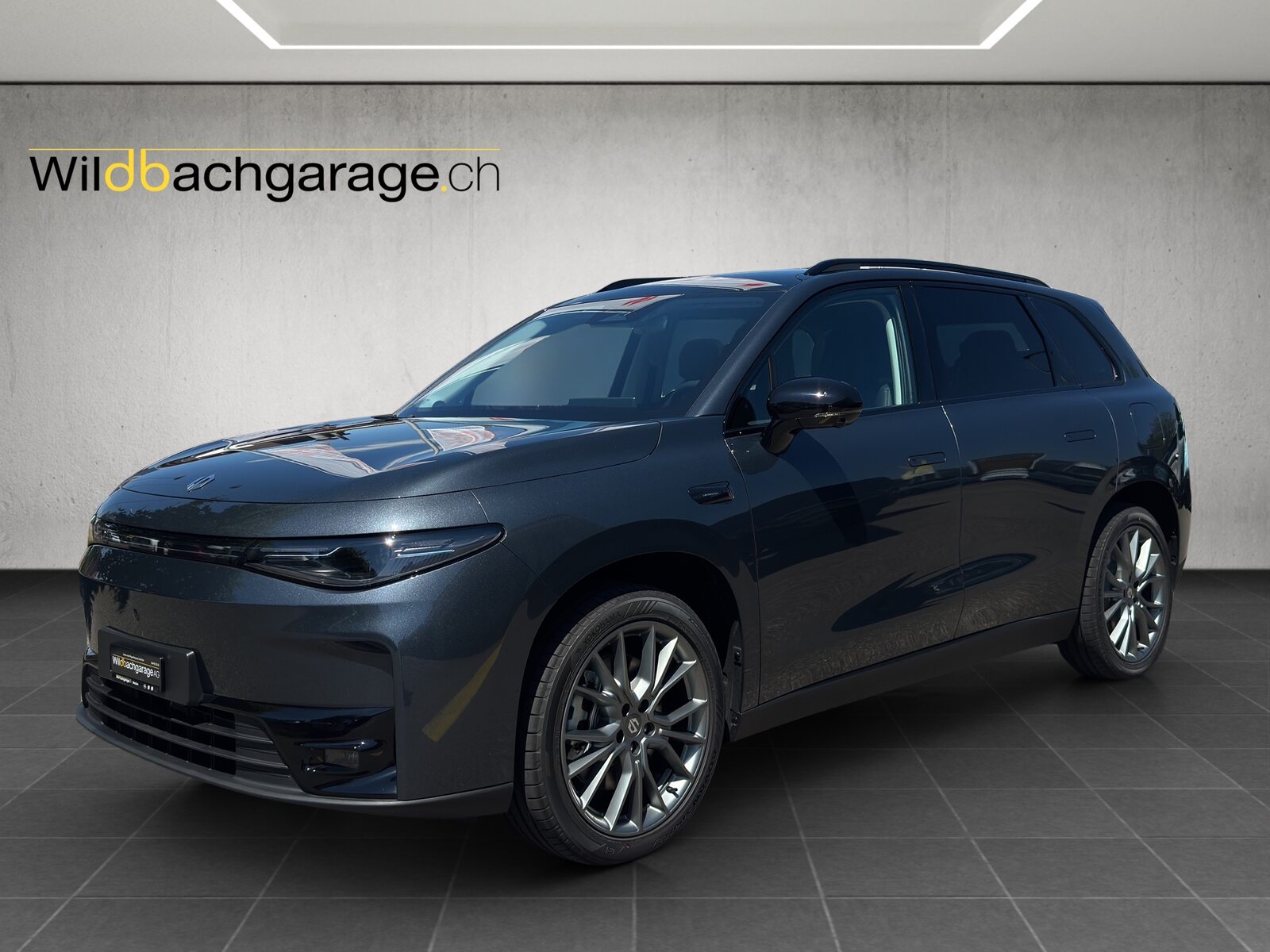 LEAPMOTOR C10 EV AWD