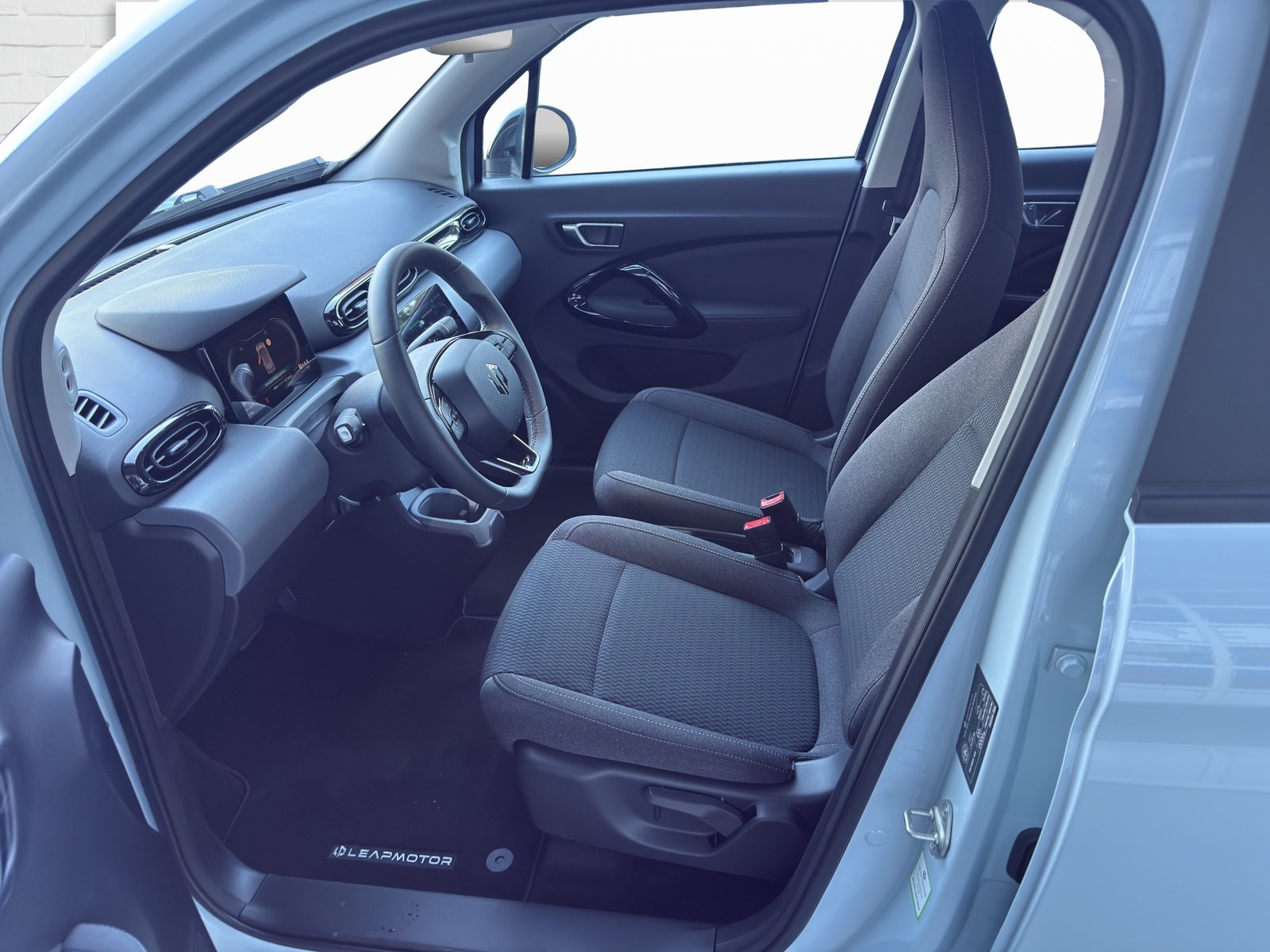 LEAPMOTOR T03 Electric, Électrique, Voiture nouvelle, Automatique - 6