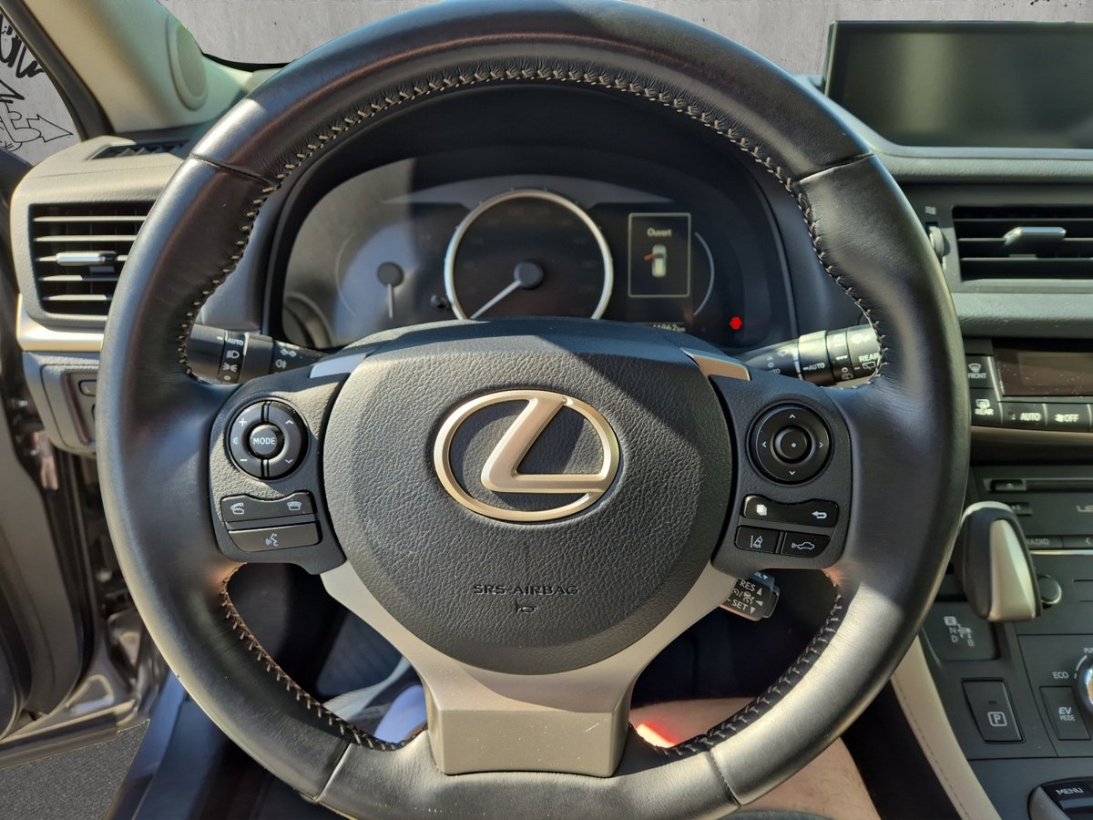 LEXUS CT 200h 1.8 excellence CVT, Occasion / Gebraucht, Automatik - 7