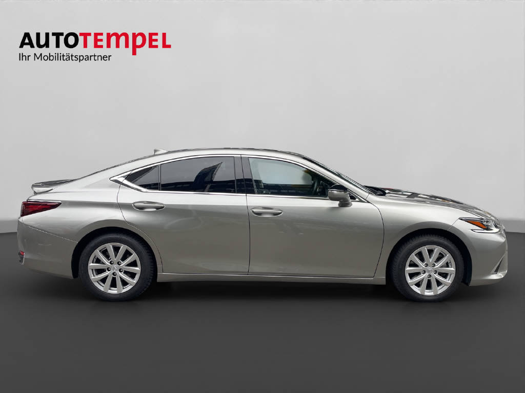 LEXUS ES 300h Excellence 45906/000, Hybride Intégral Essence/Électricité, Occasion / Utilisé, Automatique - 5