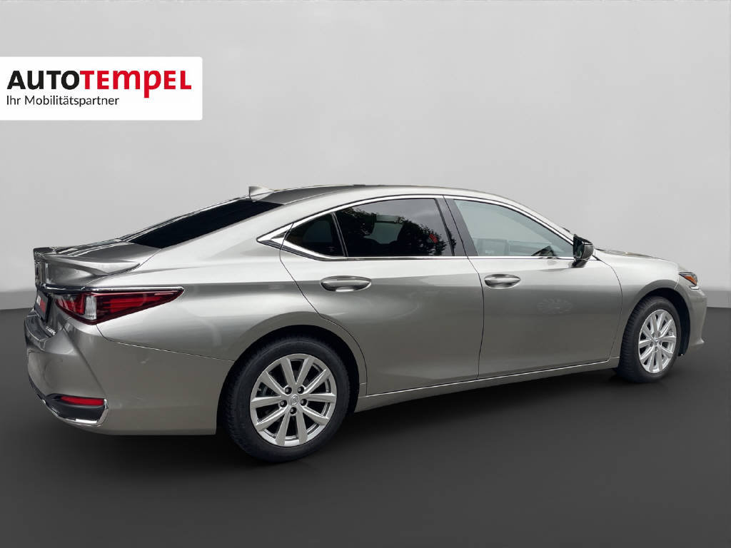 LEXUS ES 300h Excellence 45906/000, Hybride Intégral Essence/Électricité, Occasion / Utilisé, Automatique - 6