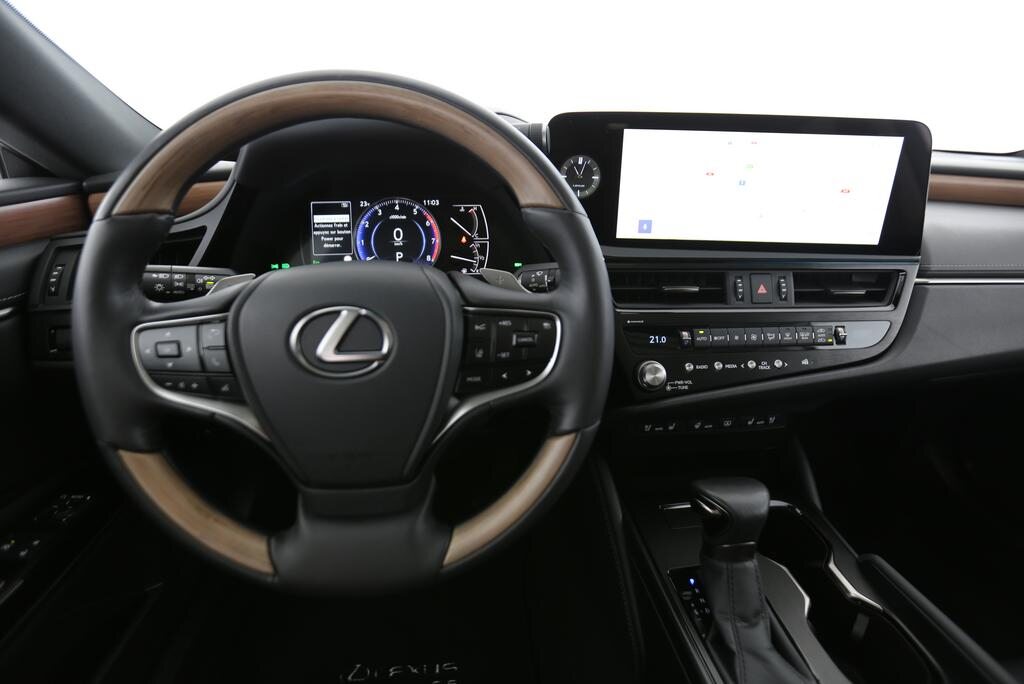 LEXUS ES 300h Comfort, Voll-Hybrid Benzin/Elektro, Occasion / Gebraucht, Automatik - 6