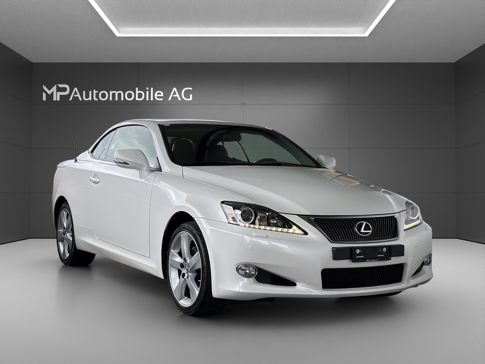 LEXUS IS 250C Edition Automatic, Petrol, Second hand / Used, Automatic - 4