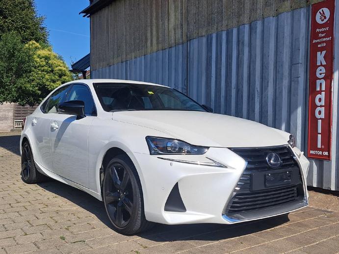 LEXUS IS 300h comfort Automatic, Second hand / Used, Automatic