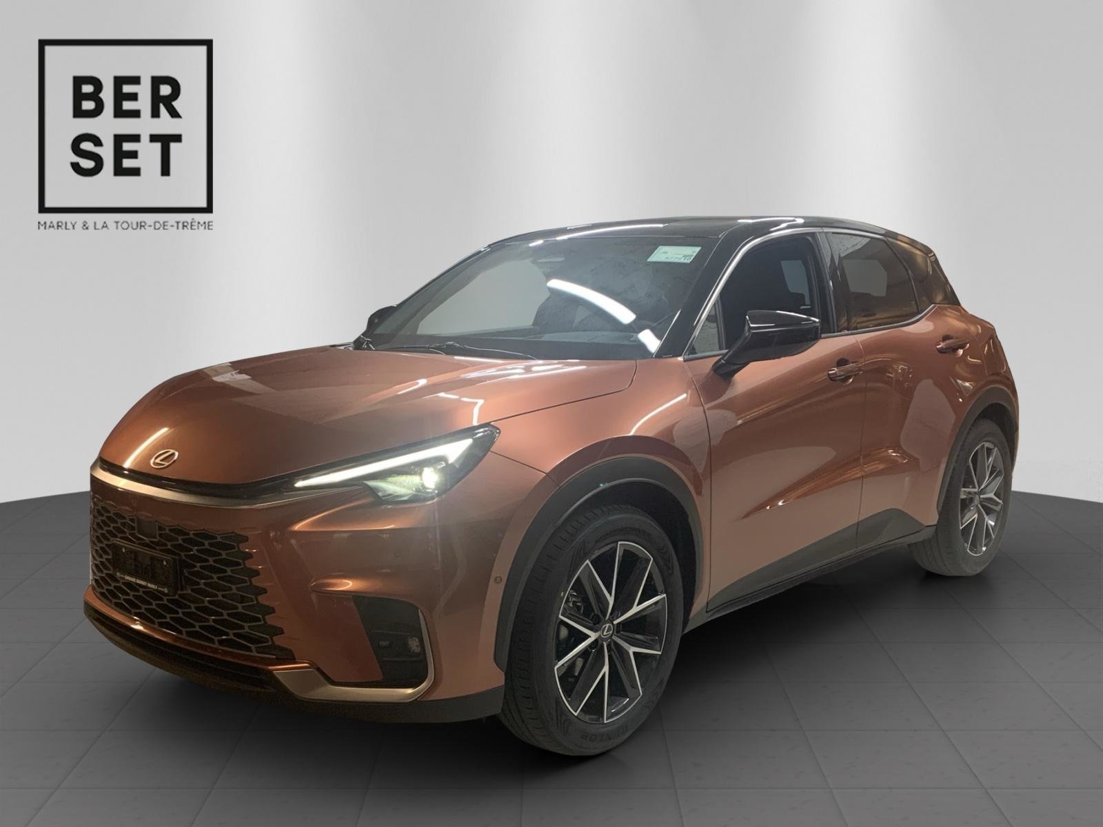 LEXUS LBX 1.5 Hybrid Cool AWD