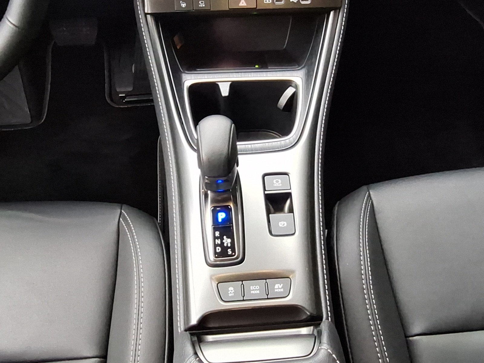 LEXUS LBX 1.5 Hybrid Relax AWD, Hybride Intégral Essence/Électricité, Occasion / Utilisé, Automatique - 7
