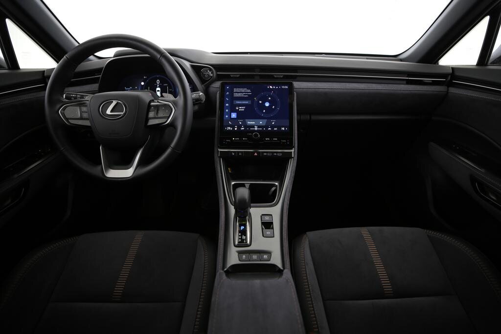 LEXUS LBX 1.5 Hybrid Cool AWD, Voll-Hybrid Benzin/Elektro, Occasion / Gebraucht, Automatik - 5