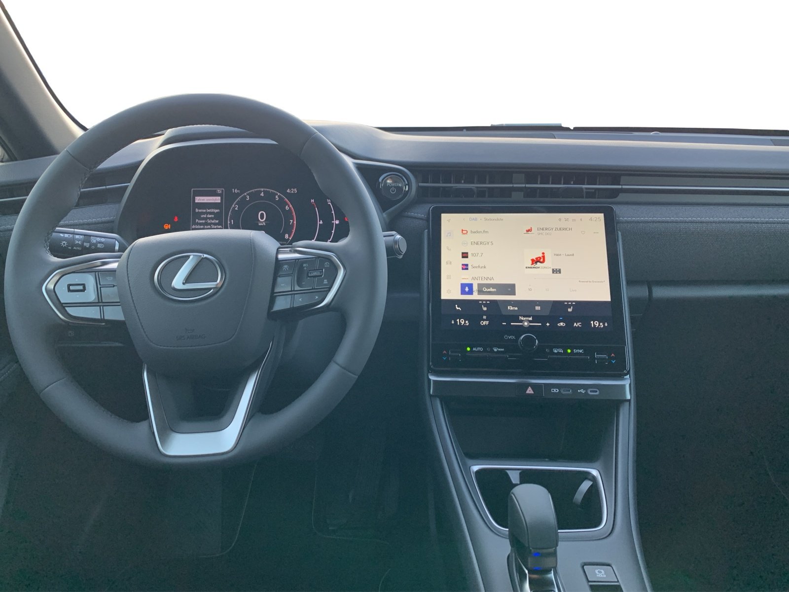 LEXUS LBX 1.5 Hybrid Impression, Hybride Intégral Essence/Électricité, Voiture de démonstration, Automatique - 6
