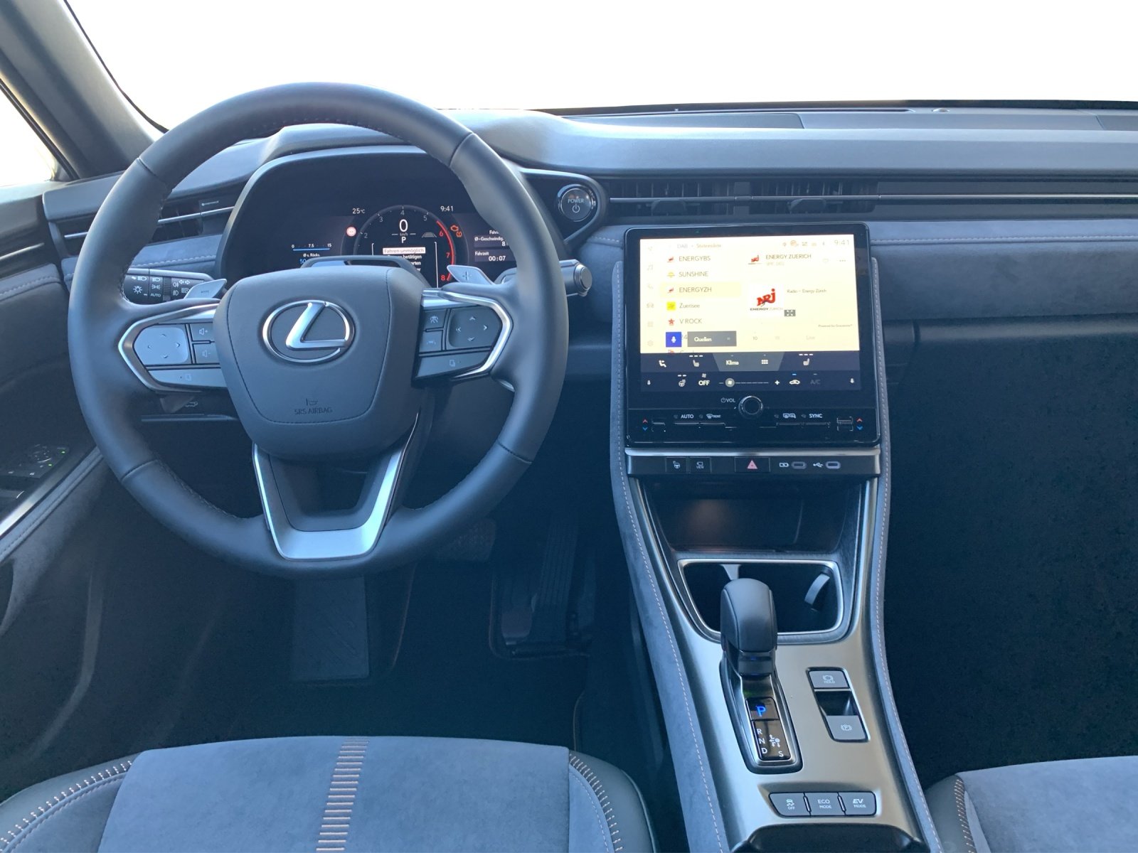 LEXUS LBX 1.5 Hybrid Cool AWD, Hybride Integrale Benzina/Elettrica, Auto dimostrativa, Automatico - 6