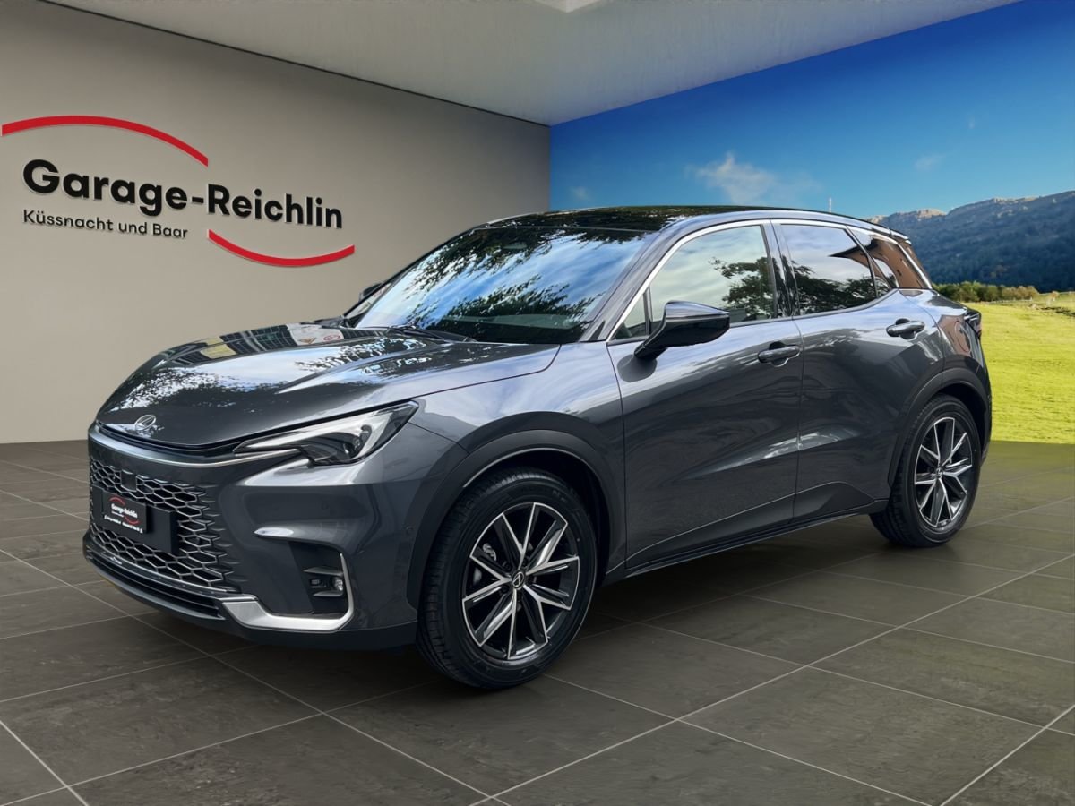 LEXUS LBX 1.5 Hybrid Emotion AWD, Voll-Hybrid Benzin/Elektro, Neuwagen, Automat