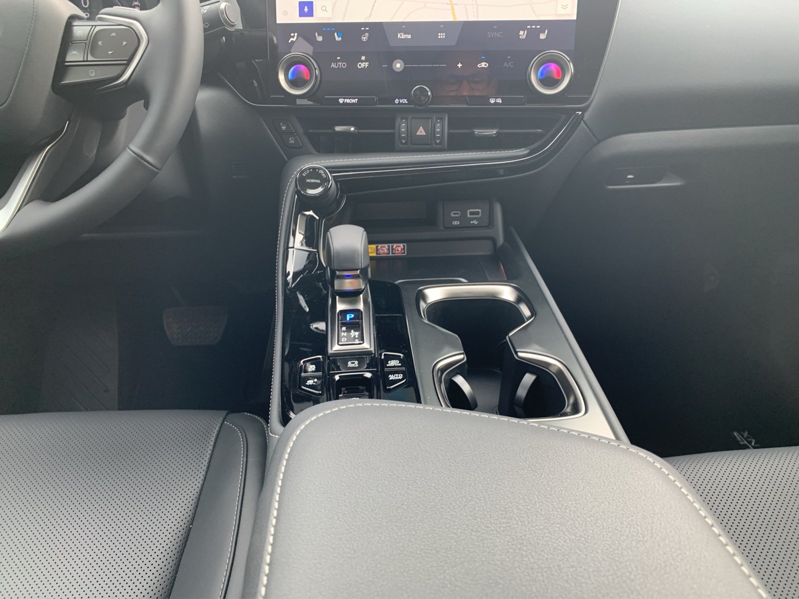 LEXUS NX 450h+ Excellence, Plug-in-Hybrid Benzin/Elektro, Neuwagen, Automatik - 7